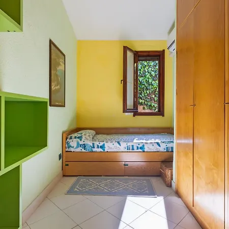 Guesthost - Florilla With Sea View Terrace Villa Geremèas