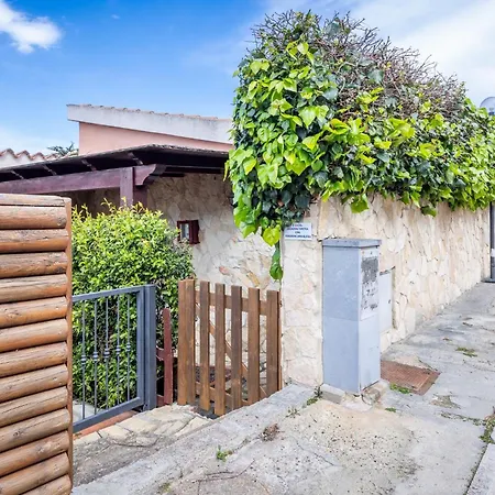 Guesthost - Florilla With Sea View Terrace Villa *